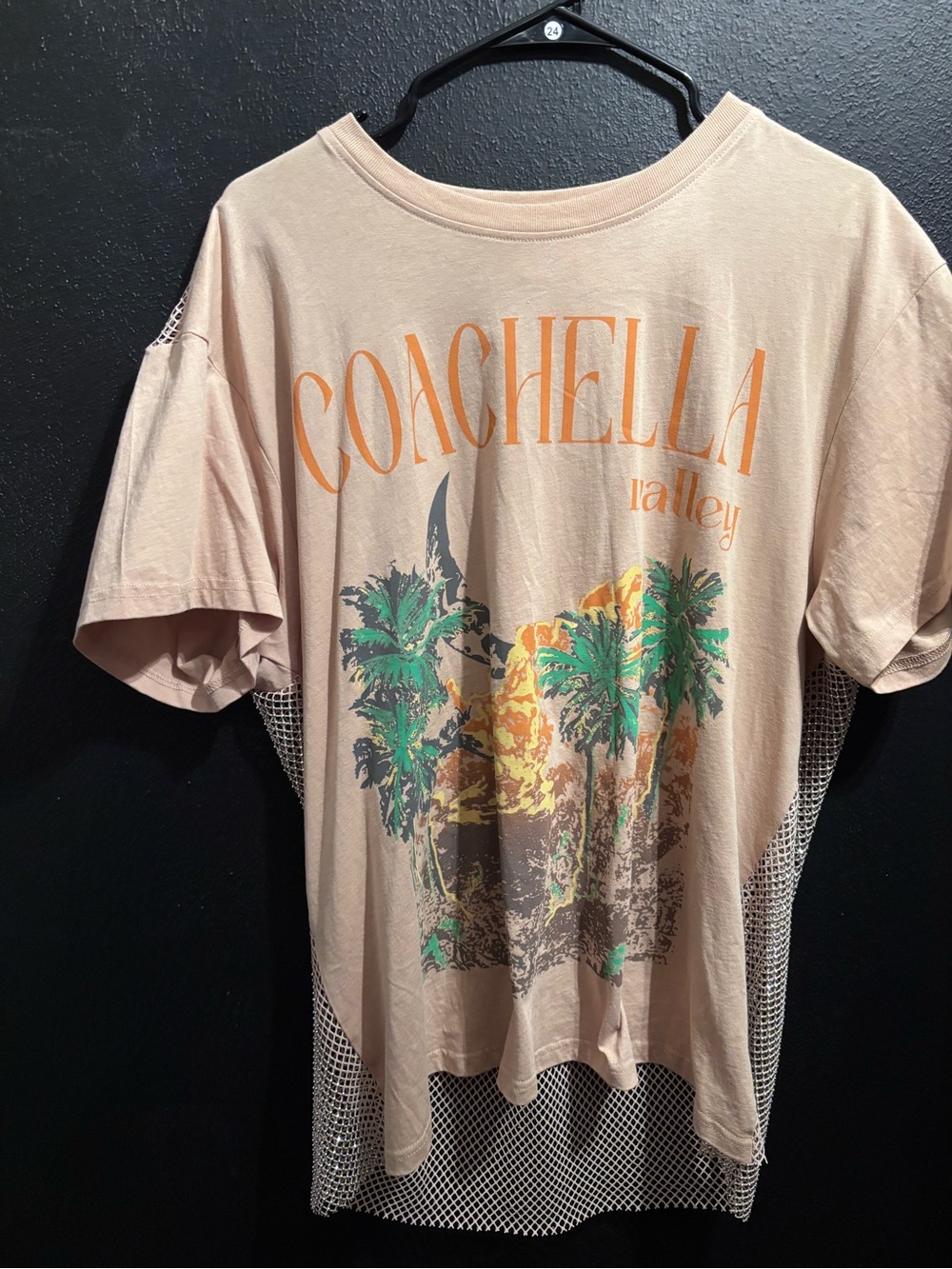 Coachella Valley Graphic Tee - Beige Palm Print